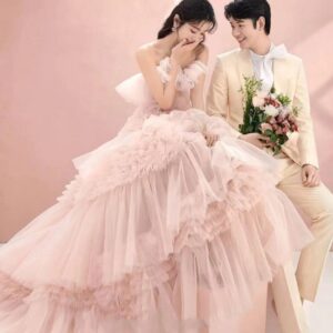 042e0f7f-af0c-42ba-b527-e1ad871029fb.jpg Street Photography Pettiskirt Colored Mesh Temperament Banquet Light Wedding Dress