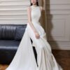 04da3711-f23f-4178-85b1-4a4eda070e11.jpg French-style Strapless Lightweight Wedding Dress Chic And Luxe Satin