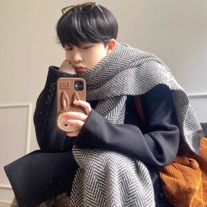 Vintage Chinese-character Pattern Cashmere Scarf For Women