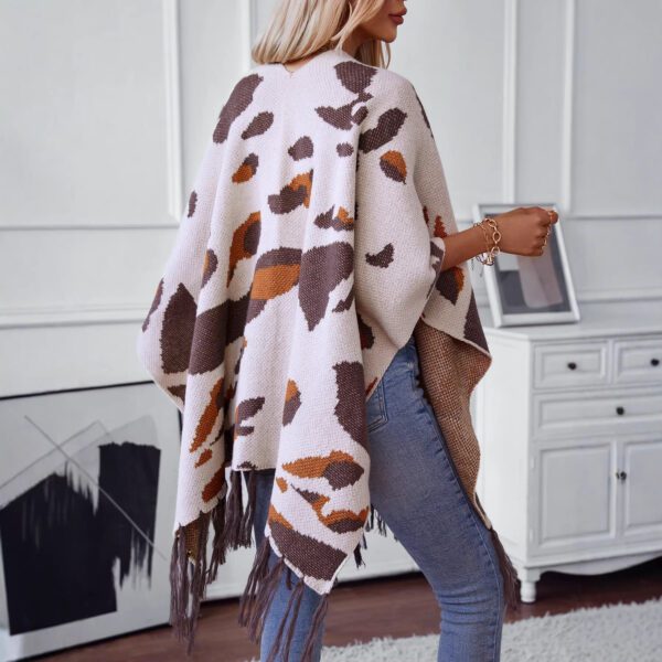 0d89952e-843b-4985-999b-7acfe2532f66.jpg Drizzle-Color Leopard-Print Knitted Tassel CapeShoulder Wrap For Women