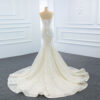 140e3972-9e5c-41ce-8d61-9e0bce0bc555.jpg The Wedding Dress Wears Two Fishtail Tail Tube Tops, The Temperament Is Thin And Dreamy