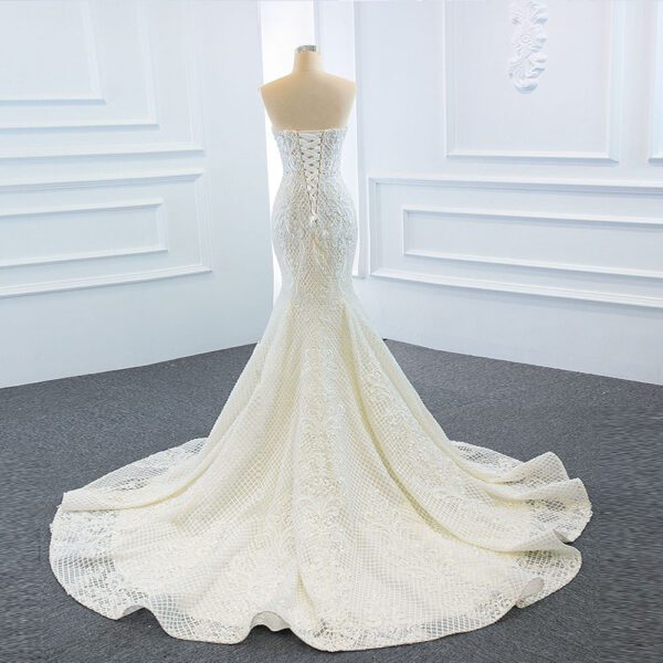 140e3972-9e5c-41ce-8d61-9e0bce0bc555.jpg The Wedding Dress Wears Two Fishtail Tail Tube Tops, The Temperament Is Thin And Dreamy