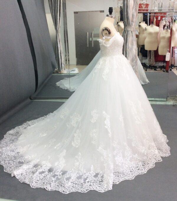 1611181926966.jpg Customized Foreign Trade Master Wedding Dress