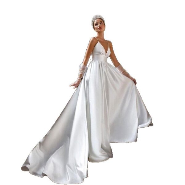 European And American-style Deep V-neck Strap Satin Light Wedding Dress