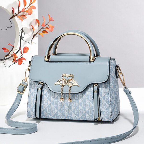 1a938ef6-a258-4456-99d1-de7260d573b9.jpg Womens Stylish Versatile Tote Shoulder And Crossbody Bag