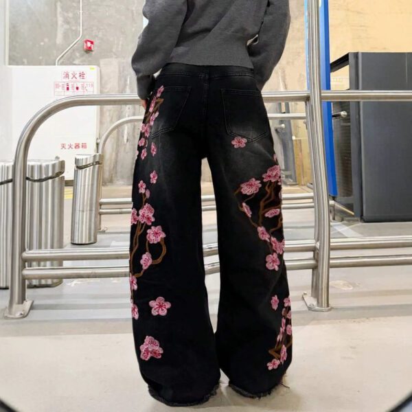 20618626-3479-4064-9fef-152dd871de74.jpg Womens Retro Floral Embroidery Jeans