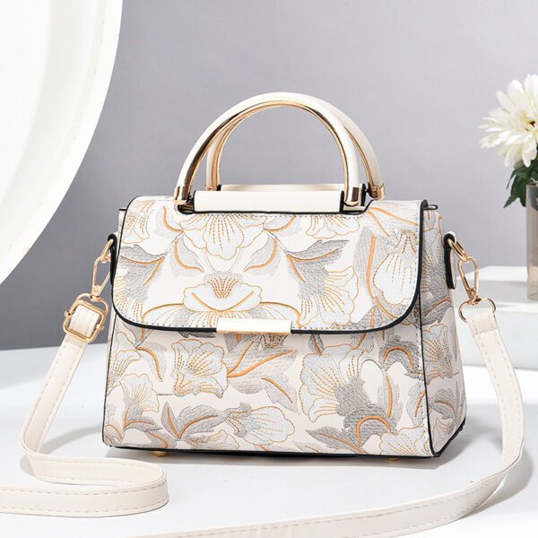 2709302e-7230-4adc-9112-efb76550adc7.jpg Chinese Style Printed Trendy Women's Shoulder Messenger Bag