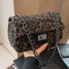 318e0952-d2ca-446f-930d-73b0fb85ff84.jpg New Leopard Print Shoulder Crossbody Small Square Bag