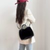 32bd8df3-b9e8-42ea-89da-998e61960b72.jpg Women's Fox Fur-style Tote Bag