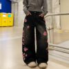 3ca995bd-8e26-474b-8973-2eb0cfe77976.jpg Womens Retro Floral Embroidery Jeans
