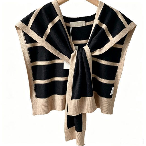 4637136d-e05e-4498-be30-e416201a8d73.jpg Fashionable Striped Knitted Cape For Women