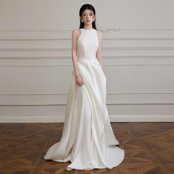 4de76679-987e-45bb-9fe6-89eb9b30e791.jpg French-style Strapless Lightweight Wedding Dress Chic And Luxe Satin
