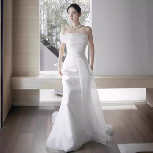 50f1f2d9-ac69-42db-8afb-77b178f270aa.jpg French Off-shoulder Light Wedding Dress Bride