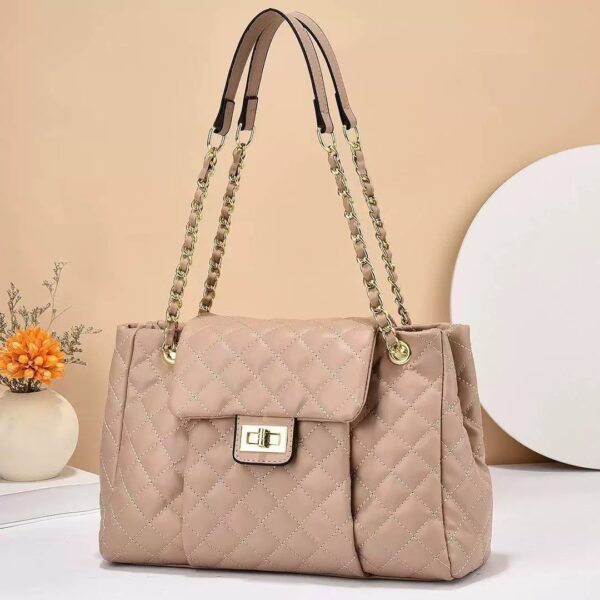 555159b9-e7b2-4f1c-8d83-8a06c0729c8e.jpg Women's Solid Color Simple Embroidery Thread Rhombus Large Capacity Chain Shoulder Messenger Bag