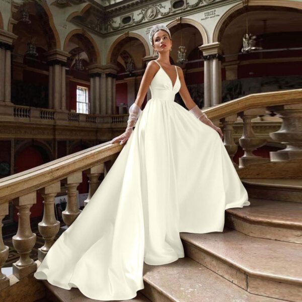 European And American-style Deep V-neck Strap Satin Light Wedding Dress