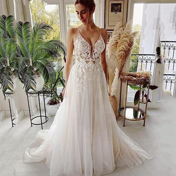 561da6b7-15bf-41a8-baf1-03fd88863d2b.jpg Women's Wedding Dress Lace Strap Backless