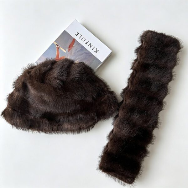 Winter Warm Hat And Scarf Set - Fashionable And Versatile Plush Scarf Outdoor Cold Protection Hat And Scarf Two-piece Set