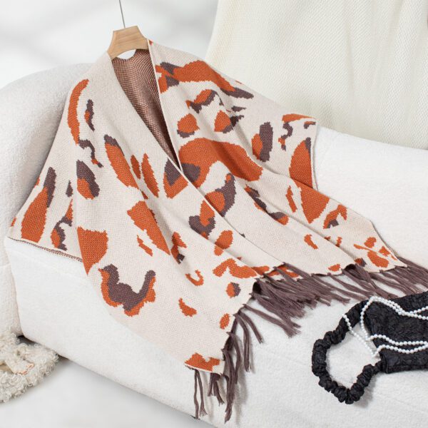5747e15a-da1b-450e-8942-443307114943.jpg Drizzle-Color Leopard-Print Knitted Tassel CapeShoulder Wrap For Women