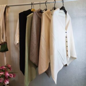 5919f3a0-cda6-45dc-aeb2-31871bc5ed41.jpg Versatile Slouchy Knit Vintage Womens Shawl With A Sophisticated Touch