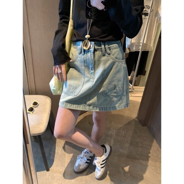 Double-pocket Figure-flattering A-line Denim Mini Skirt