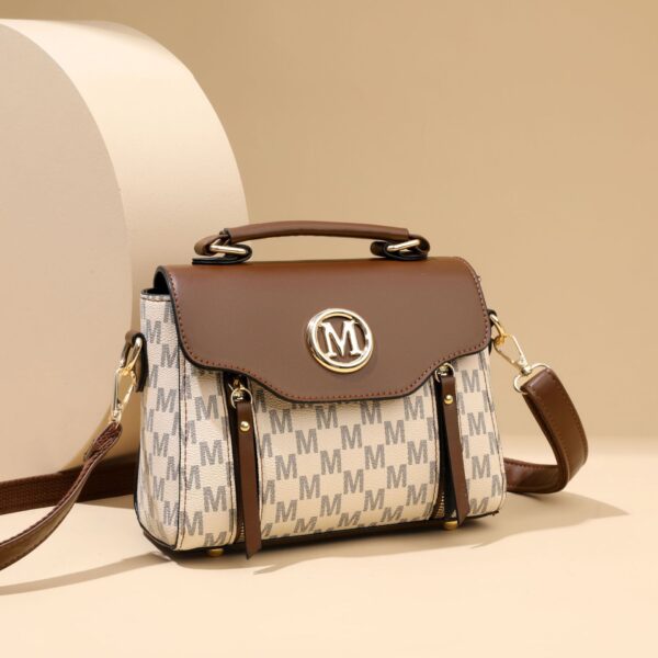 5a4209fa-9ded-4856-84a1-ee2b5c32020d.jpg Women's Classic Retro Crossbody Shoulder Handbag
