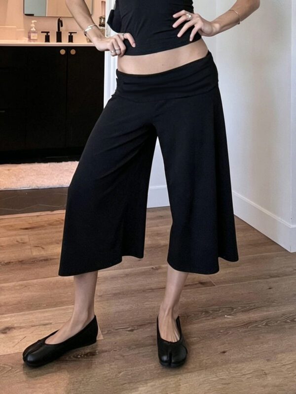 692ab1d4-bdb5-4521-95f7-7caf64ca2d29.jpg Simple Solid-color Straight-leg Relaxed-fit Casual Pants