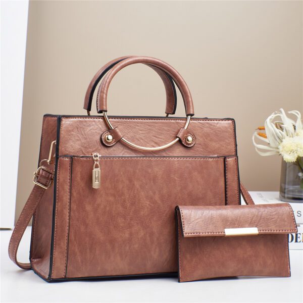 694337e4-c89f-45f5-b399-1543461c6141.jpg Large Capacity Bag Women's Special-interest Design Handbag Two-piece Set