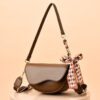 6d5608ea-c699-482f-9796-e8f4cc6460b6.jpg Special Interest Light Luxury Fall Winter Fashion Underarm Saddle Bag