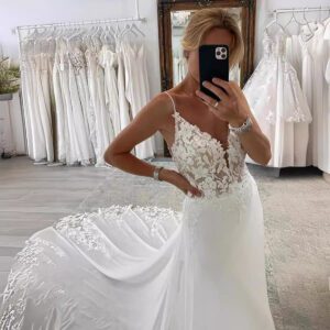 6e8dc93e-7b41-45ba-ae42-bf96163610fd.jpg Strap Fishtail Wedding Dress Bridal Slim Satin Lace Dress