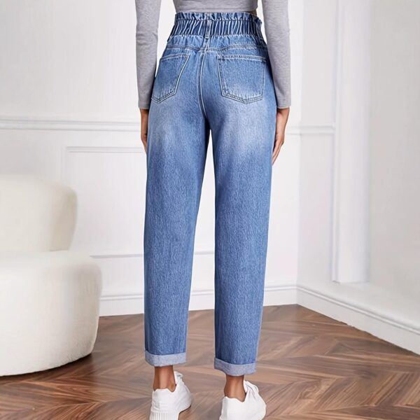 73ac02b6-b1d5-4a62-8918-b7df2e47325e_water.jpeg Jeans With An Elastic Waist Flattering On All Body Types Cropped Length