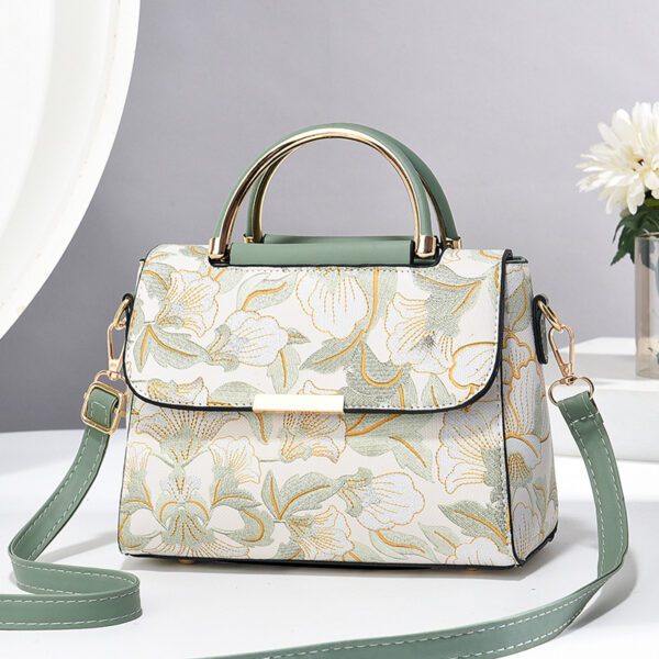 7497d829-f056-4a3b-8114-39258d600f9c.jpg Chinese Style Printed Trendy Women's Shoulder Messenger Bag