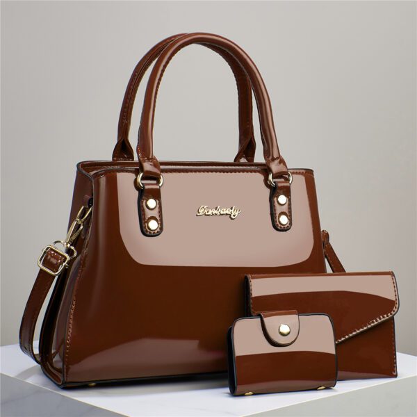 79c8a09e-98fd-4cb6-9ecf-3c2158434a6d.jpg Portable Women's Fashion Shoulder Messenger Bag