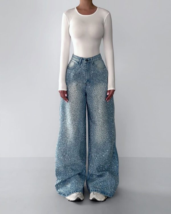 84334e4f-e147-4628-8878-a71dfbdbbc36.jpg Irregular Rhinestone Jeans
