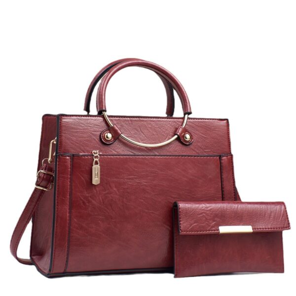 8bfd51b7-0c58-4469-941d-2d05a354b10b.jpg Large Capacity Bag Women's Special-interest Design Handbag Two-piece Set
