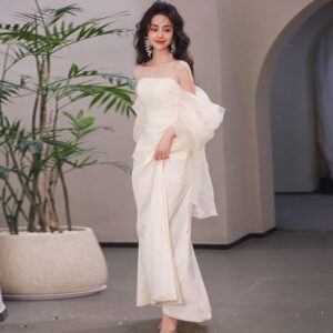 8e4cbbaf-3769-4218-b5a8-b913a63edd7d.jpg Tube Top Light Wedding Dress Bride Simple Long