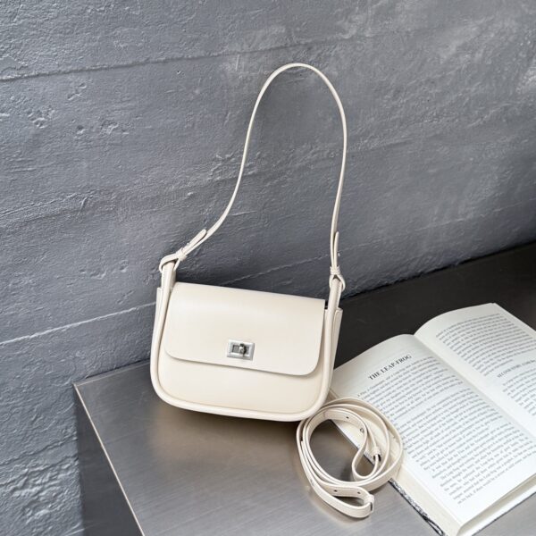 Cowhide Shoulder And Crossbody Bags As Well As Underarm Bags
