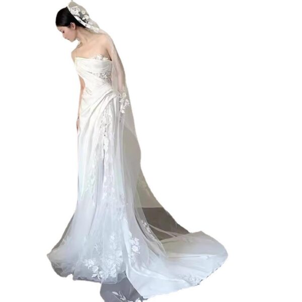 937b5a87-657d-4c61-924c-11288bd0d5c8.jpg Satin Lace Wedding Veil Tube Top Fishtail Wedding Dress