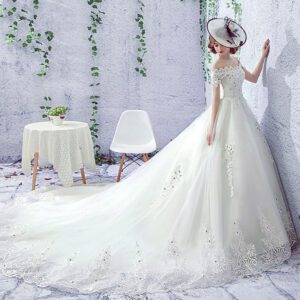 9c39a211-ffc1-449c-be46-e22c98bff452.jpg Wedding Dress Bride One-shoulder Trailing French Veil Hepburn Female