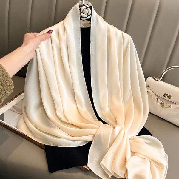 9cb29541-5eed-4965-b80b-801deda45e42.jpg Korean-style Springautumn New Solid-color Summer Sun-protection Beach Scarf Womens Silk Scarf