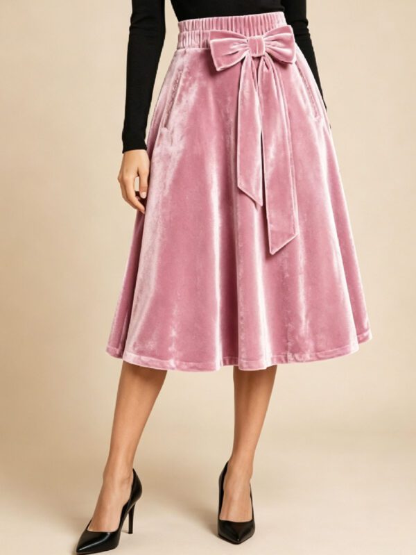 Lady's Half-length Skirt