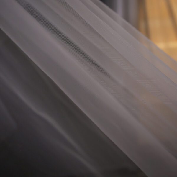 a37b41fa-0753-46d5-bb39-6735fa89056a.jpg Lace Lace Wedding Dress Trailing Bridal Headdress