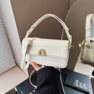 b3738c24-98d1-4256-80eb-77a25efd245a.jpg Women's Retro Fashion Shoulder Bag Design