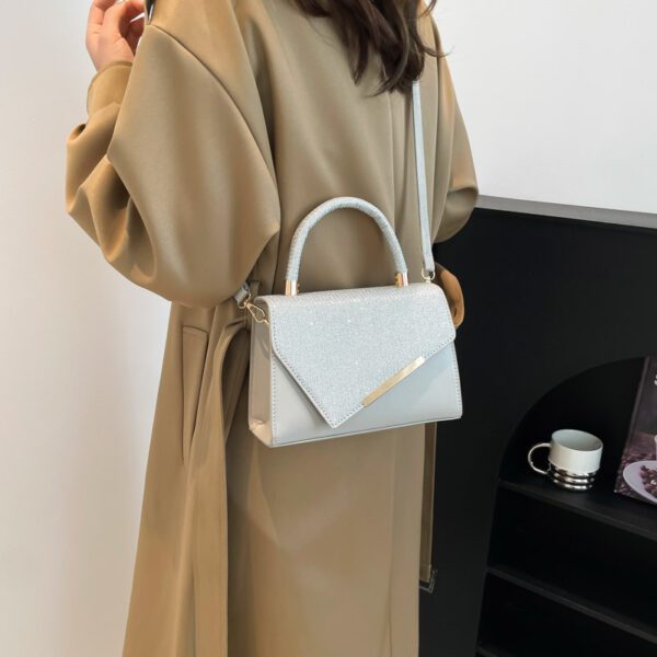 b3918de3-626a-459d-91ab-18b4b3de7c11.jpg Autumn And Winter Special-interest Design Fashion Handbag