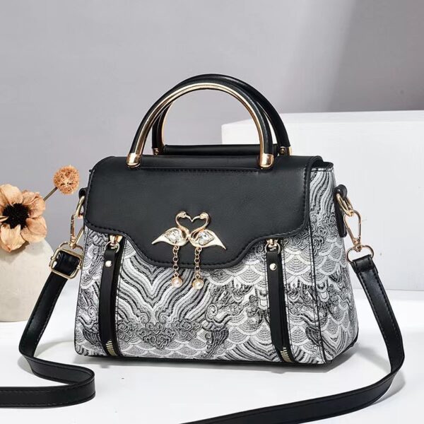 b86645d5-3e5b-41fb-a37b-7f50e0139618.jpg Bag All-match Simple Crossbody
