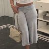 c0cb4065-2c80-4be7-95ce-b20b5272376e.jpg Simple Solid-color Straight-leg Relaxed-fit Casual Pants