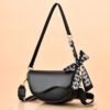 c432c162-948d-46d7-8e5d-b683552ae7c4.jpg Special Interest Light Luxury Fall Winter Fashion Underarm Saddle Bag