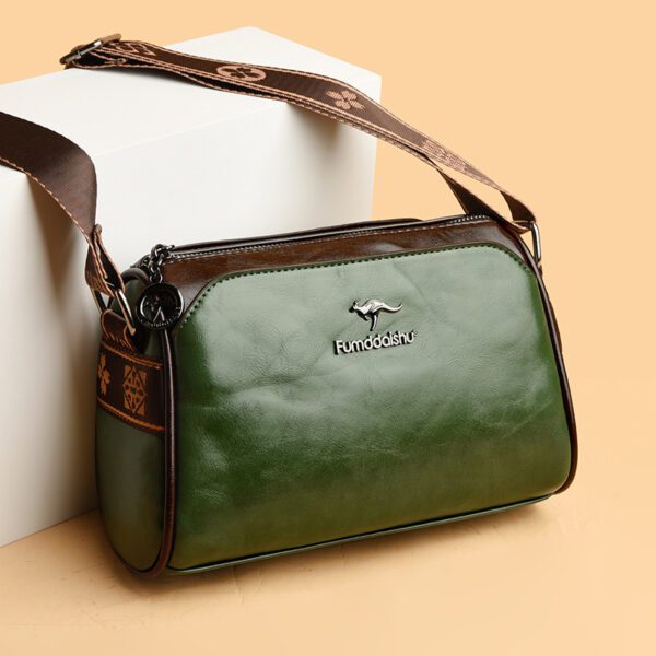 c43bc90a-f144-4d02-9a9d-93d777e2c635.jpg Women's Retro Double-sided Pillow Shoulder Messenger Bag