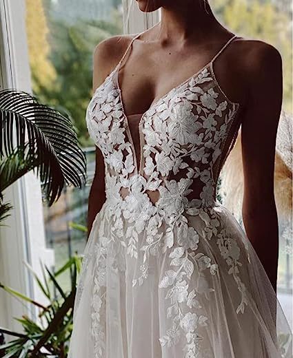 c8b12e2c-69be-4606-a0f7-d63ff187842f.jpg Women's Wedding Dress Lace Strap Backless