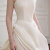 cc39f3e1-7ac4-4322-9dae-c751839165f1.jpg French-style Strapless Lightweight Wedding Dress Chic And Luxe Satin