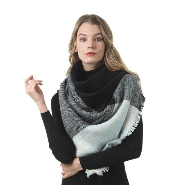 dae81a82-8426-48ef-a324-0614c2a9db51.jpg Plaid-print Versatile Neck Scarf Shawl